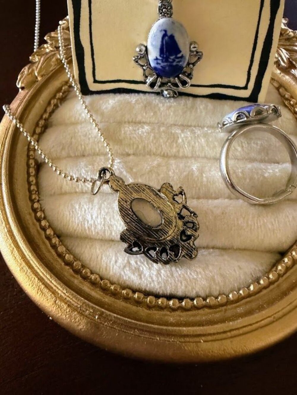 Vintage Blue Delft Porcelain Sailboat Jewelry Set Necklace Brooch Ring - Picture 6 of 11